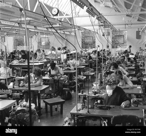 usine vetement année 60